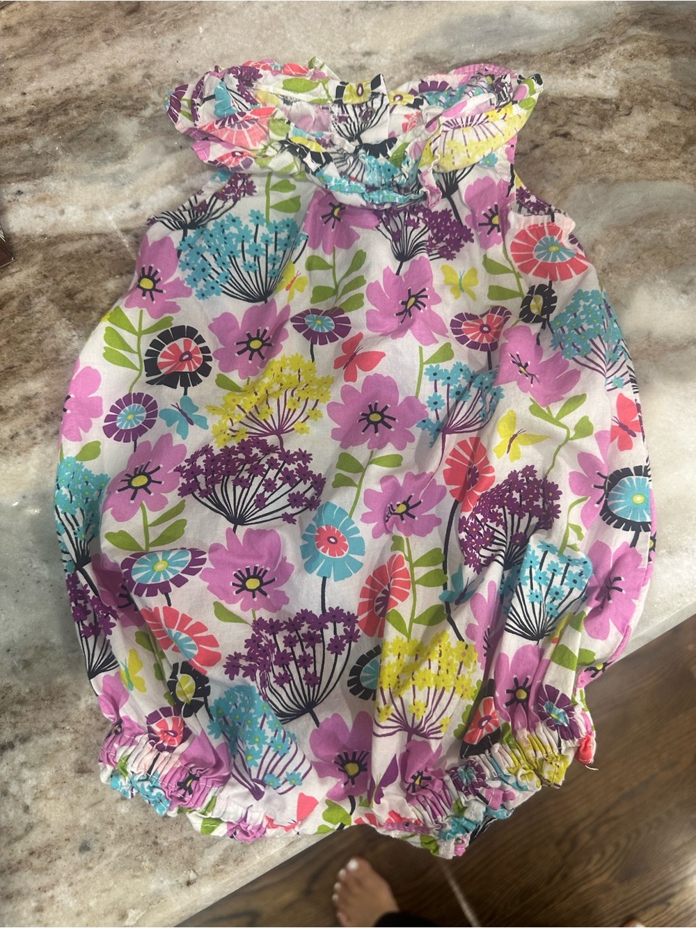 Vera Bradley Floral Ruffle baby Romper - Multicolor